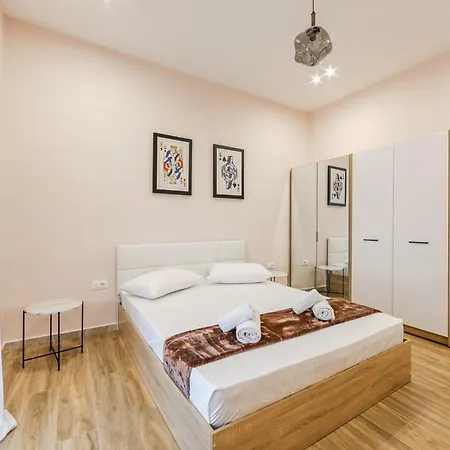 The Authentic By Ps Apartment Durres
